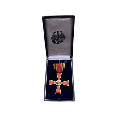 Vintage German Federal Cross of Merit Bundesverdienstkreuz am Bande in Case