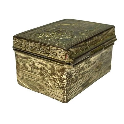 Antique Japanese Meiji Silver Bonbonniere Russo-Japanese War 1904-05 Box - close-up detail