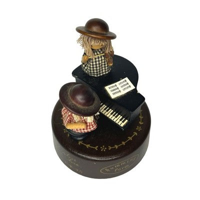 Vintage TOA Humming Farm Music Box Moving Spinning Doll Piano Japan 989-390 - detail view