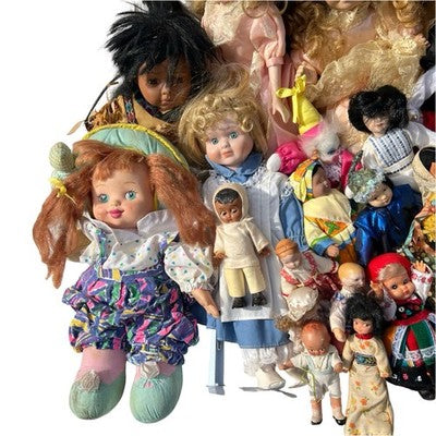 Vintage Doll Job Lot 80+ Mixed Porcelain Plastic Costume Dolls Ethnic Collecta
