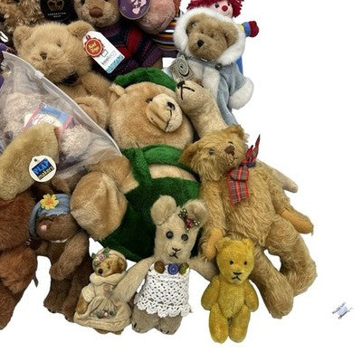 40+ Vintage Teddy Bear & Soft Toy Job Lot Harrods Rupert Teletubbies Boyds Toys