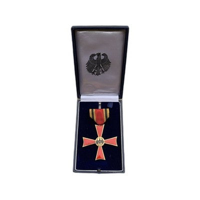 Vintage German Federal Cross of Merit Bundesverdienstkreuz am Bande in Case