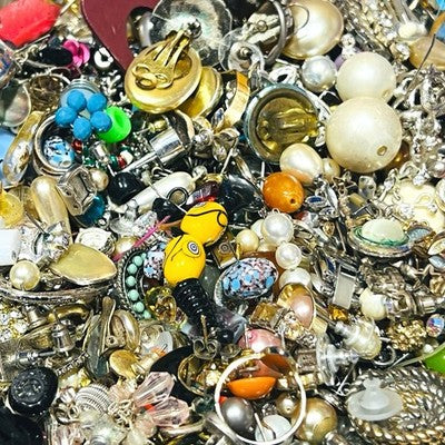 1kg Raw Jewellery Findings Job Lot Broken Beads Charms Clasps Craft Repair Parts