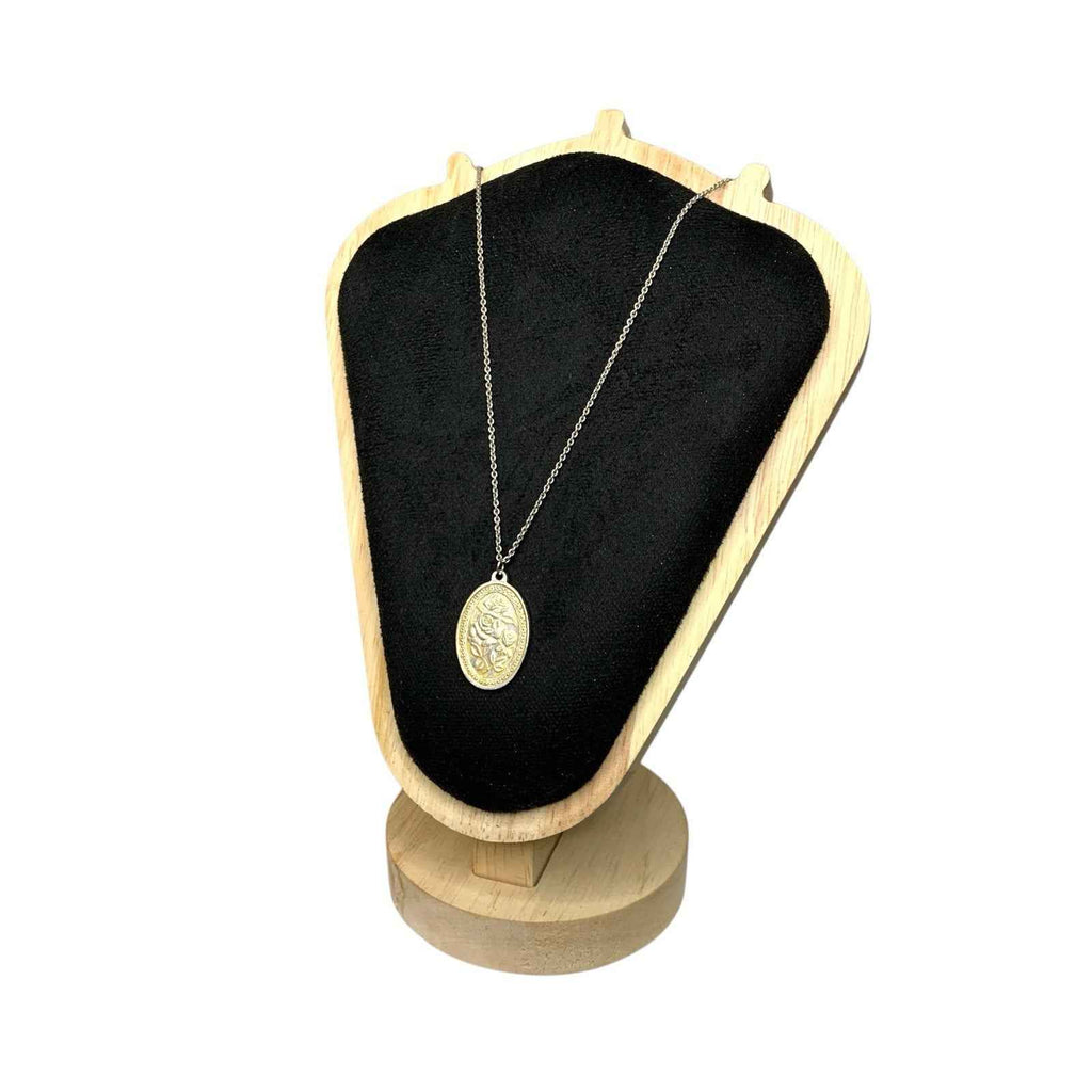 Vintage Sterling Silver Commemorative Necklace Case Queen Mother HM Elizabeth