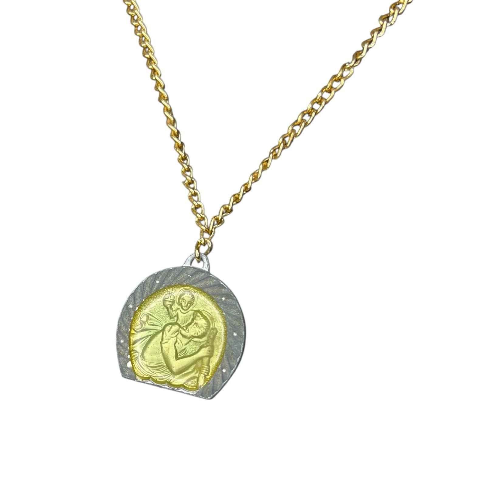 Vintage St Christopher Pendant Charm Medal Silver Tone Traveller Necklace