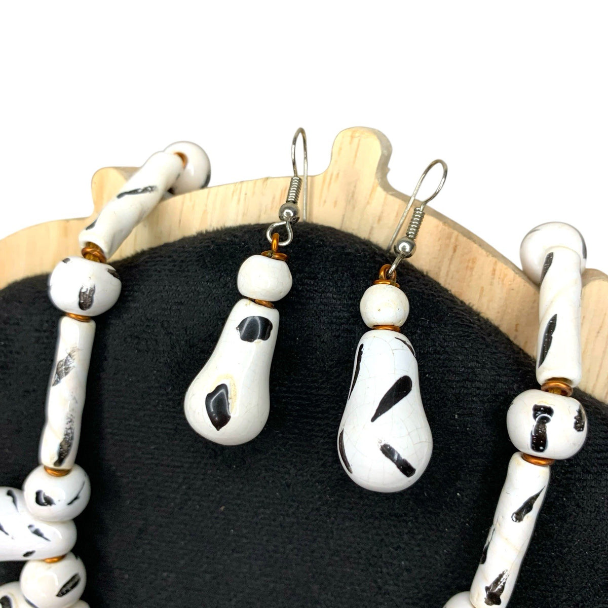 Vintage Black White Painted Bead Necklace Earrings Set Retro Costume Jewellery