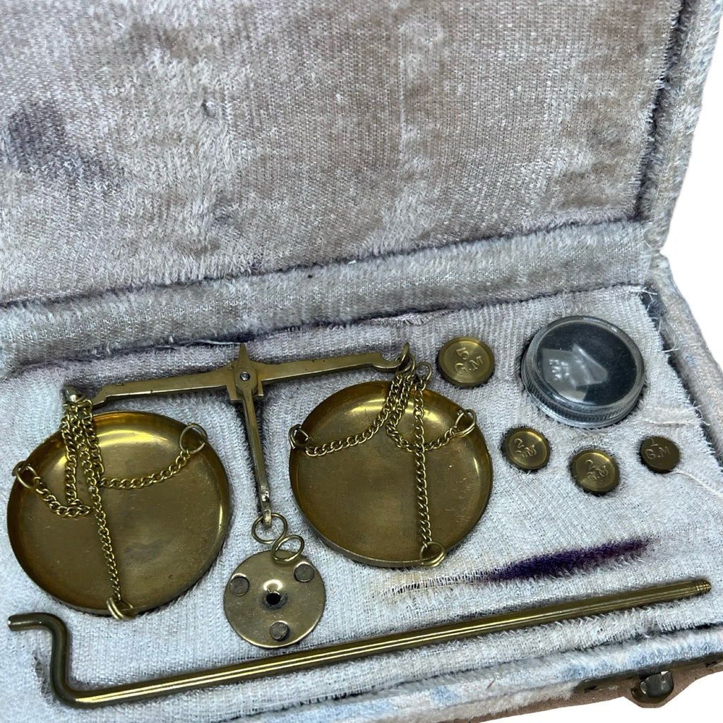 Vintage Jewellers Brass Balance Scales Weights Fitted Velvet Case