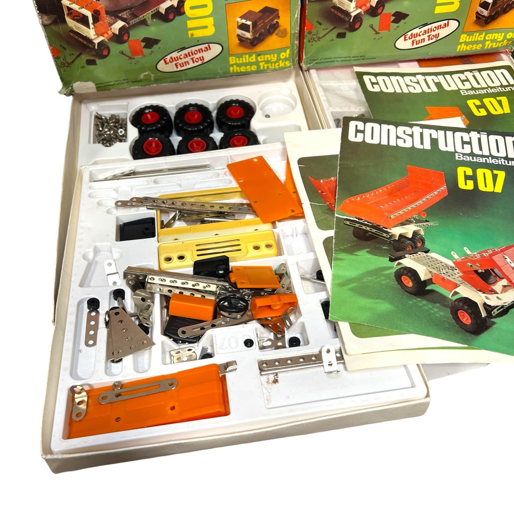 Vintage C07 Collectable 2x Constructo Super Truck Construction Set No.4 Boxed