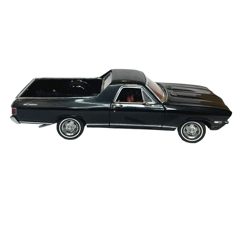 Danbury Mint 1969 Chevrolet Camaro SS Convertible & El Camino 1:24 Diecast Model