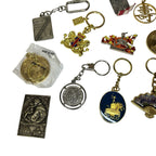 Vintage Souvenir Keyrings Job Lot Travel Charms Tourist Trinkets Mixed Countries