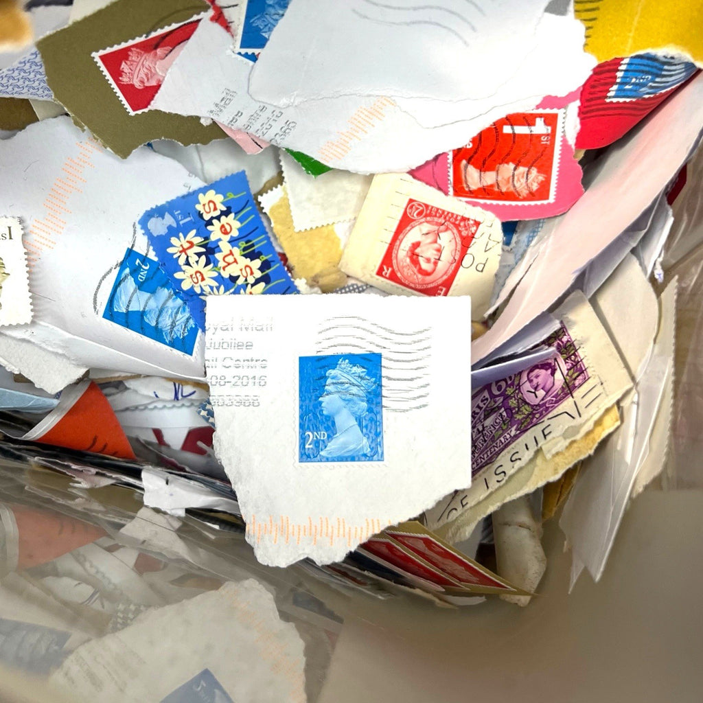 Huge Mixed World Stamps Bundle On Paper Kiloware Stamp Lot Covers Clippings