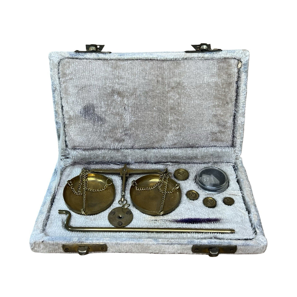 Vintage Jewellers Brass Balance Scales Weights Fitted Velvet Case