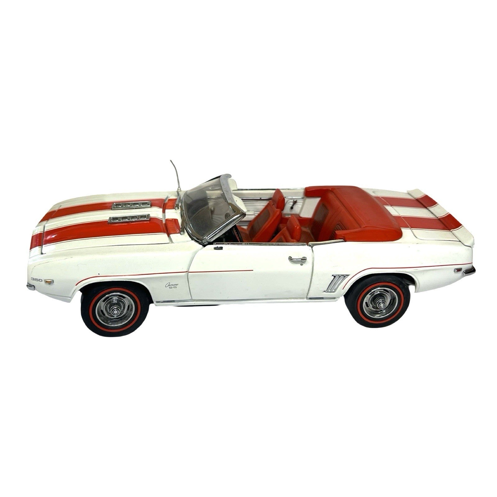 Danbury Mint 1969 Chevrolet Camaro SS Convertible & El Camino 1:24 Diecast Model
