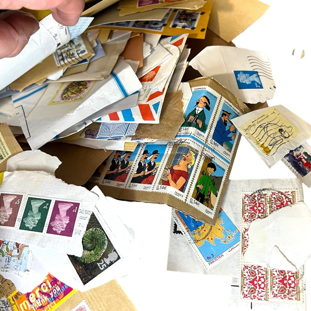 Huge Mixed World Stamps Bundle On Paper Kiloware Stamp Lot Covers Clippings