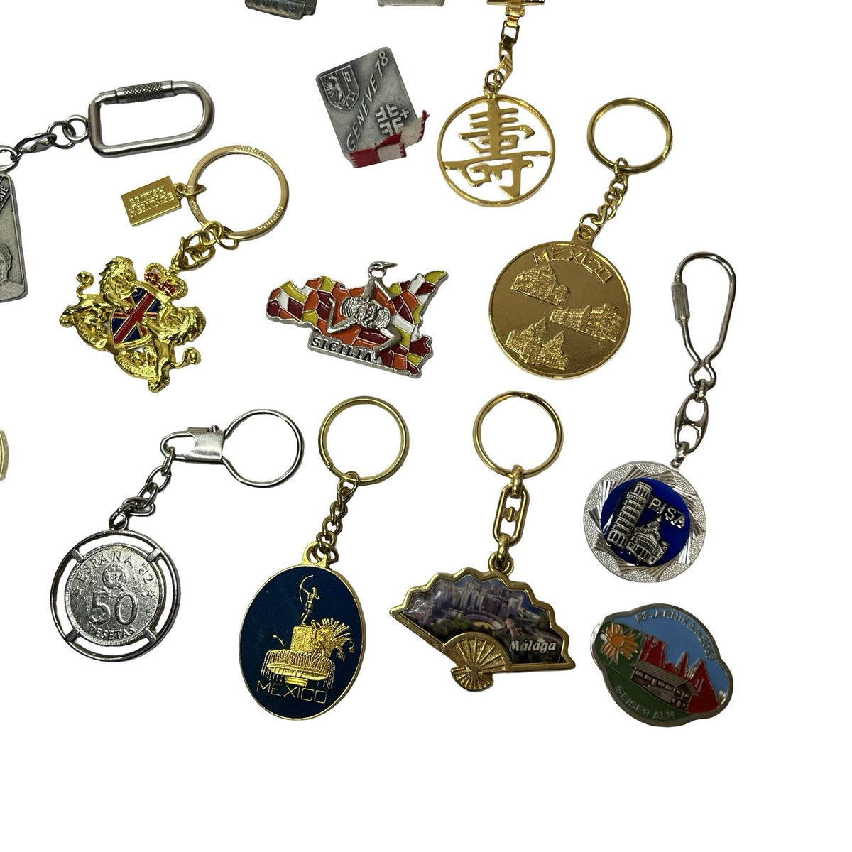 Vintage Souvenir Keyrings Job Lot Travel Charms Tourist Trinkets Mixed Countries