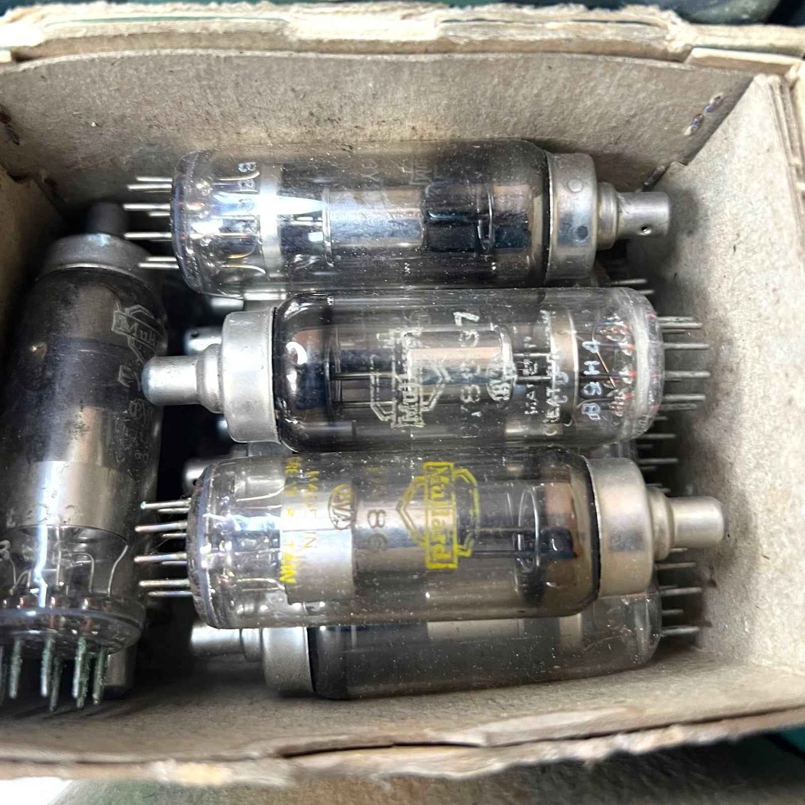 Bundle 129 x Valve Tubes - Mullard Mazda 30C 30P12 PL82 EF184 PCL83 PCC89 PL81