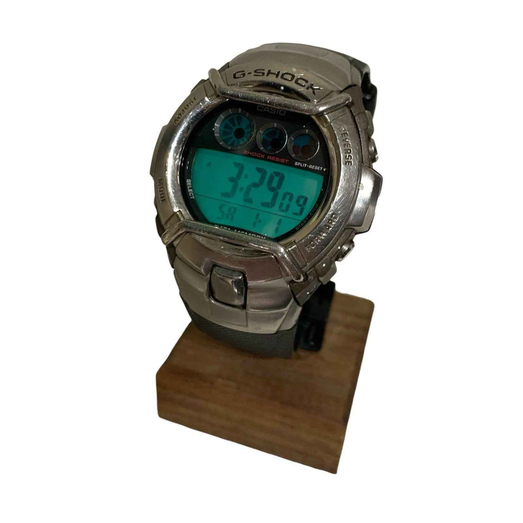 Casio G-3110 G-Shock 2453 Watch Illuminator Shock Resistant New Battery Good