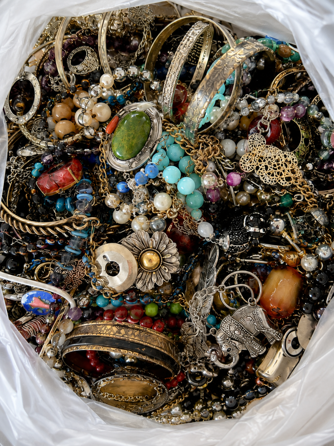 Bulk Vintage Costume Jewellery Job Lot, Raw Mixed Reseller & Craft Stock 1kg–100kg