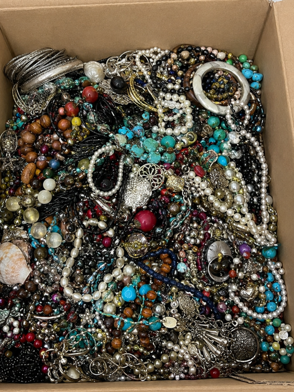 Bulk Vintage Costume Jewellery Job Lot, Raw Mixed Reseller & Craft Stock 1kg–100kg