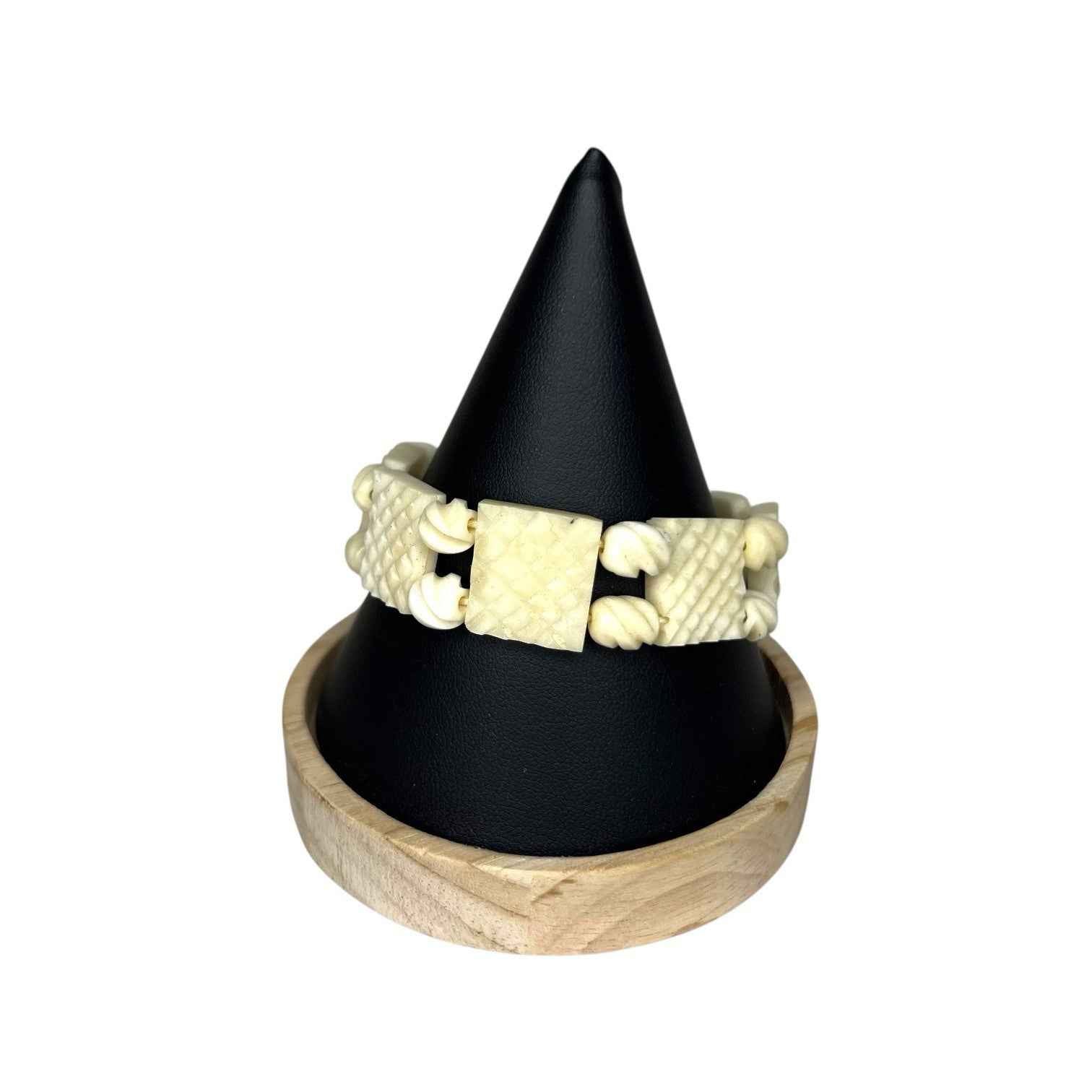 Vintage Carved Bovine Bone Bracelet Tiled Beads Screw Clasp