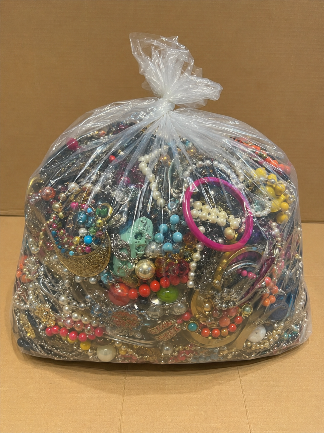 Bulk Vintage Costume Jewellery Job Lot, Raw Mixed Reseller & Craft Stock 1kg–100kg