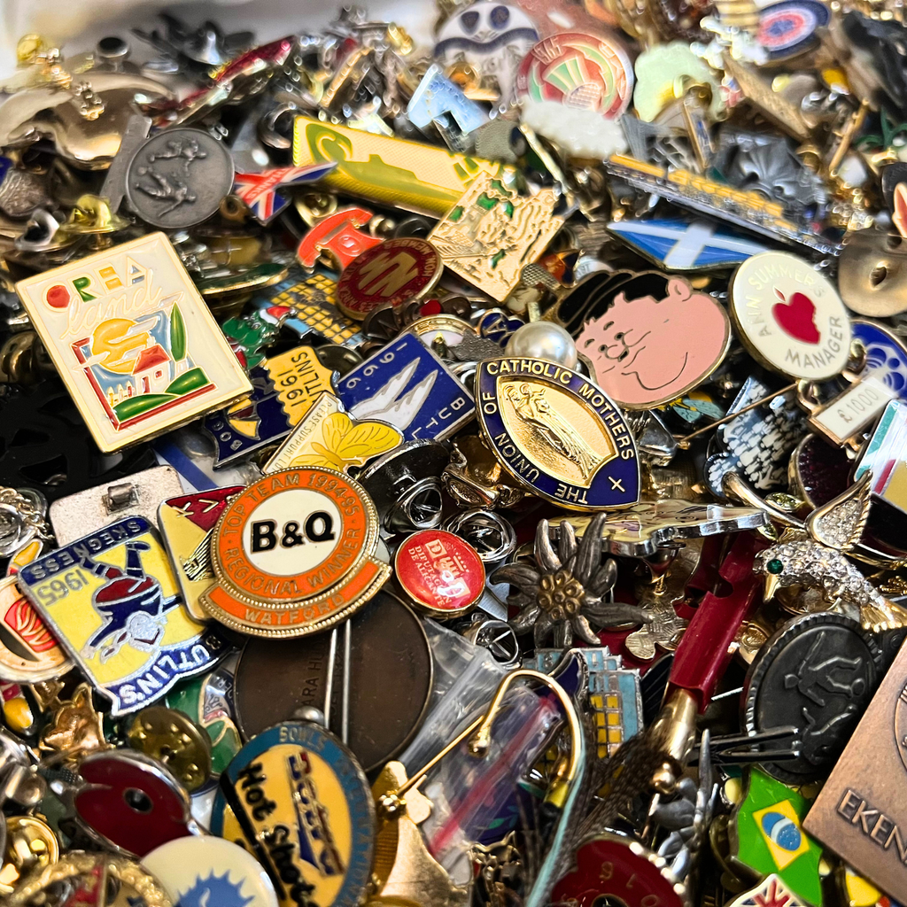Bulk Vintage Enamel Pin Badges, Mixed Job Lots 250g-2kg