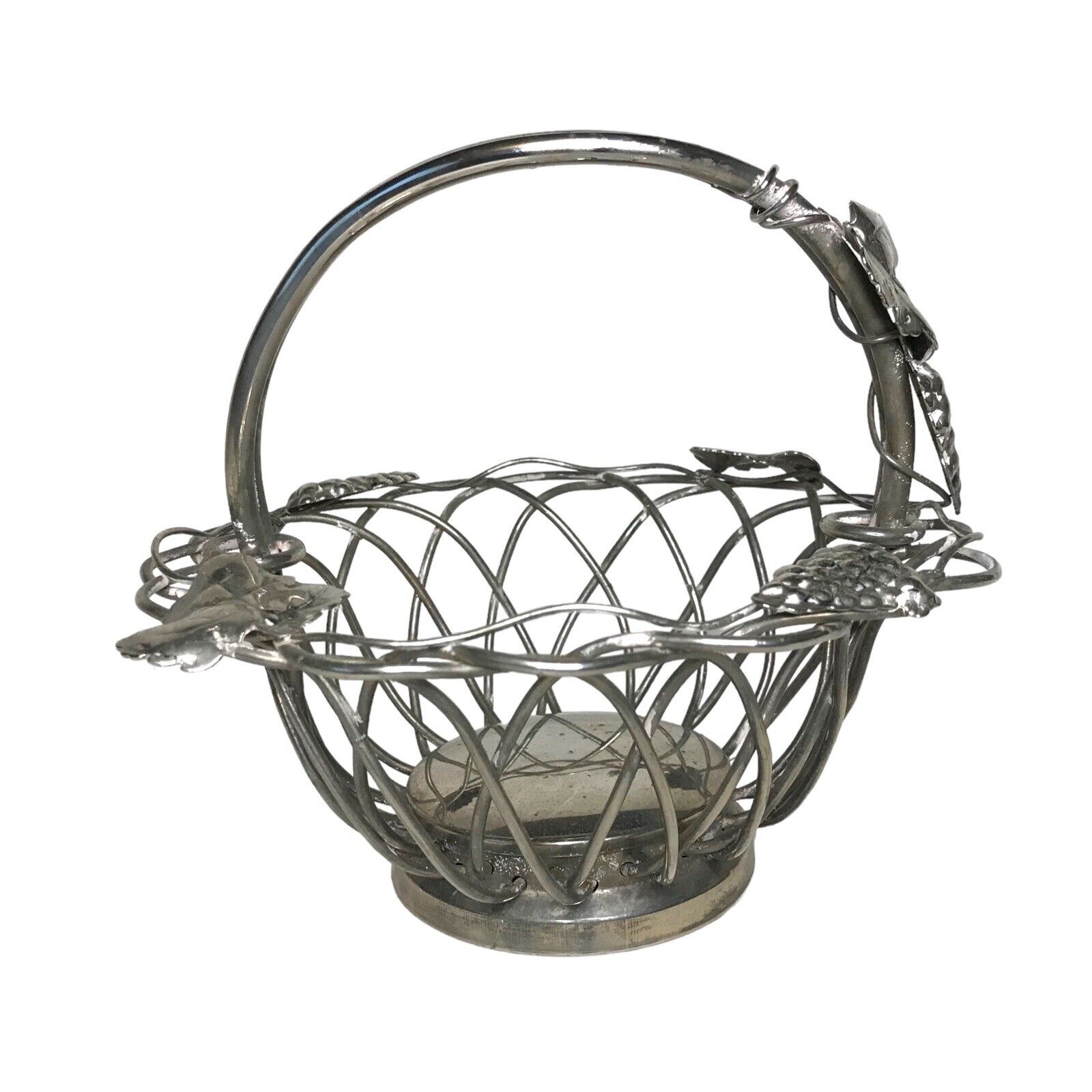 Vintage Godinger Silver Plated Large Wire Grape Leaf & Vine Basket Silver (Plate) by TheVoyageBird