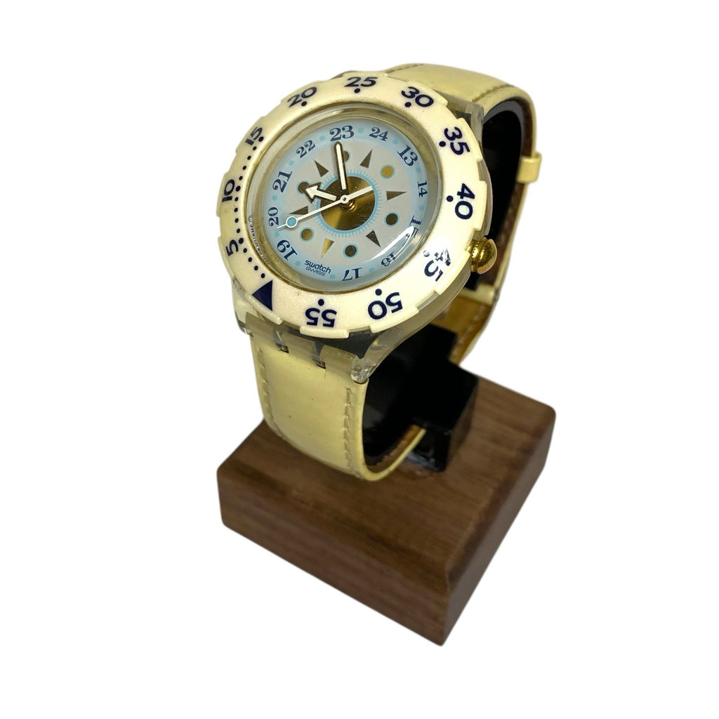 Vintage Swatch Scuba 200m Diving Watch Creme de la Creme Working Rare 1995 Wristwatches by TheVoyageBird