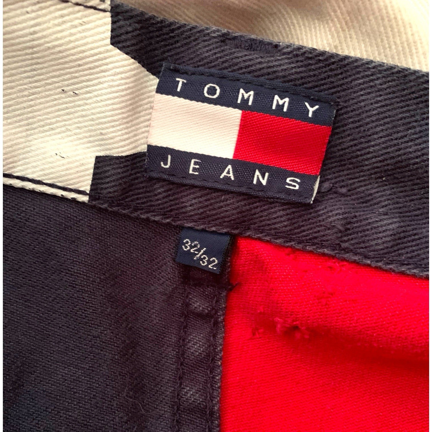 Vintage Tommy Hilfiger Jeans 32/32 Side Stripe Spell Out Big Flag Cargo Rare Jeans by TheVoyageBird