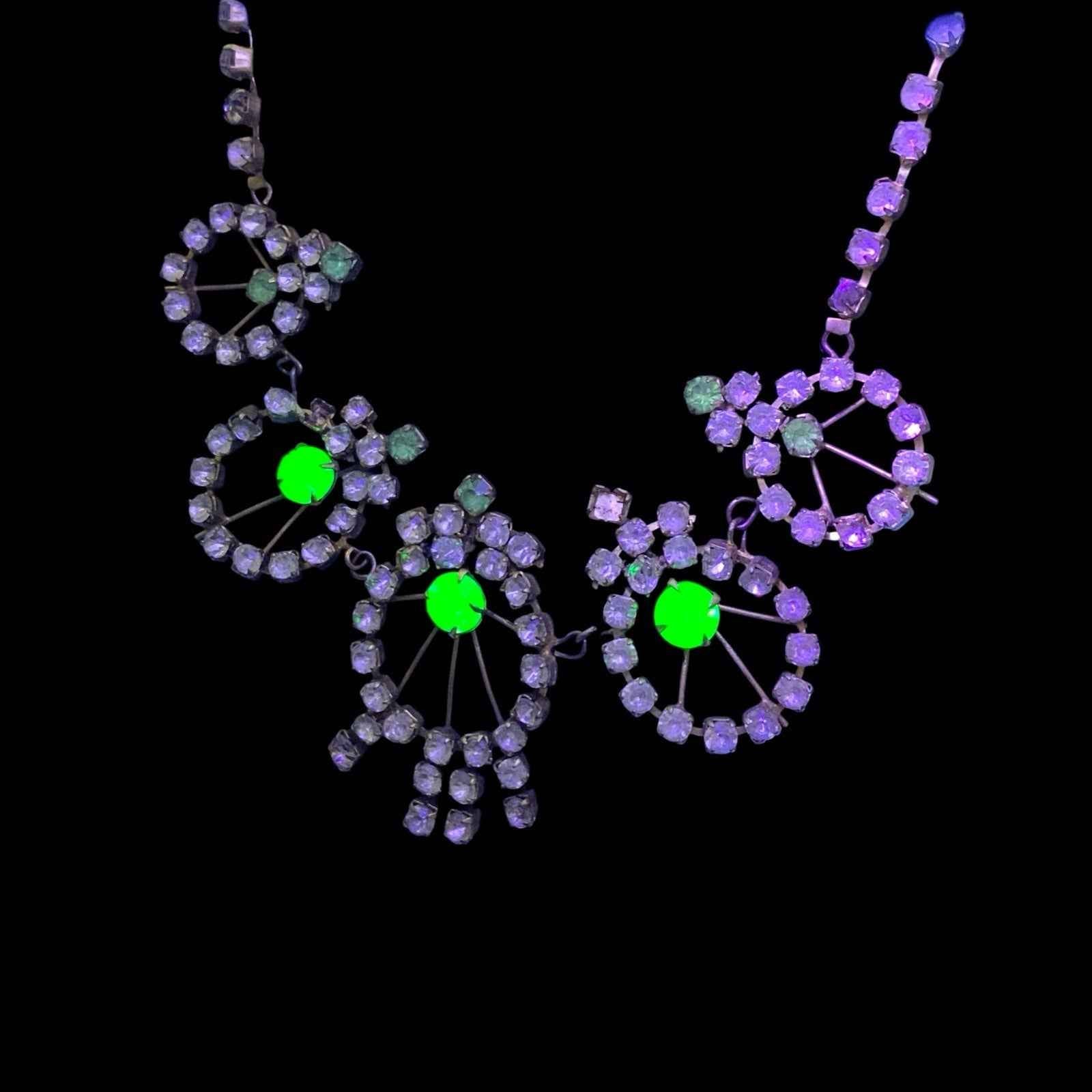 Vintage Uranium Glass Victorian Style Bib Necklace 3 Stones Missing Small Stones