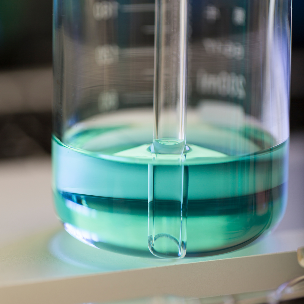 Glass Funnel, High Quality Borosilicate 3.3 Lab Glass | Short Stem | 100mm OD Funnels by TheVoyageBird