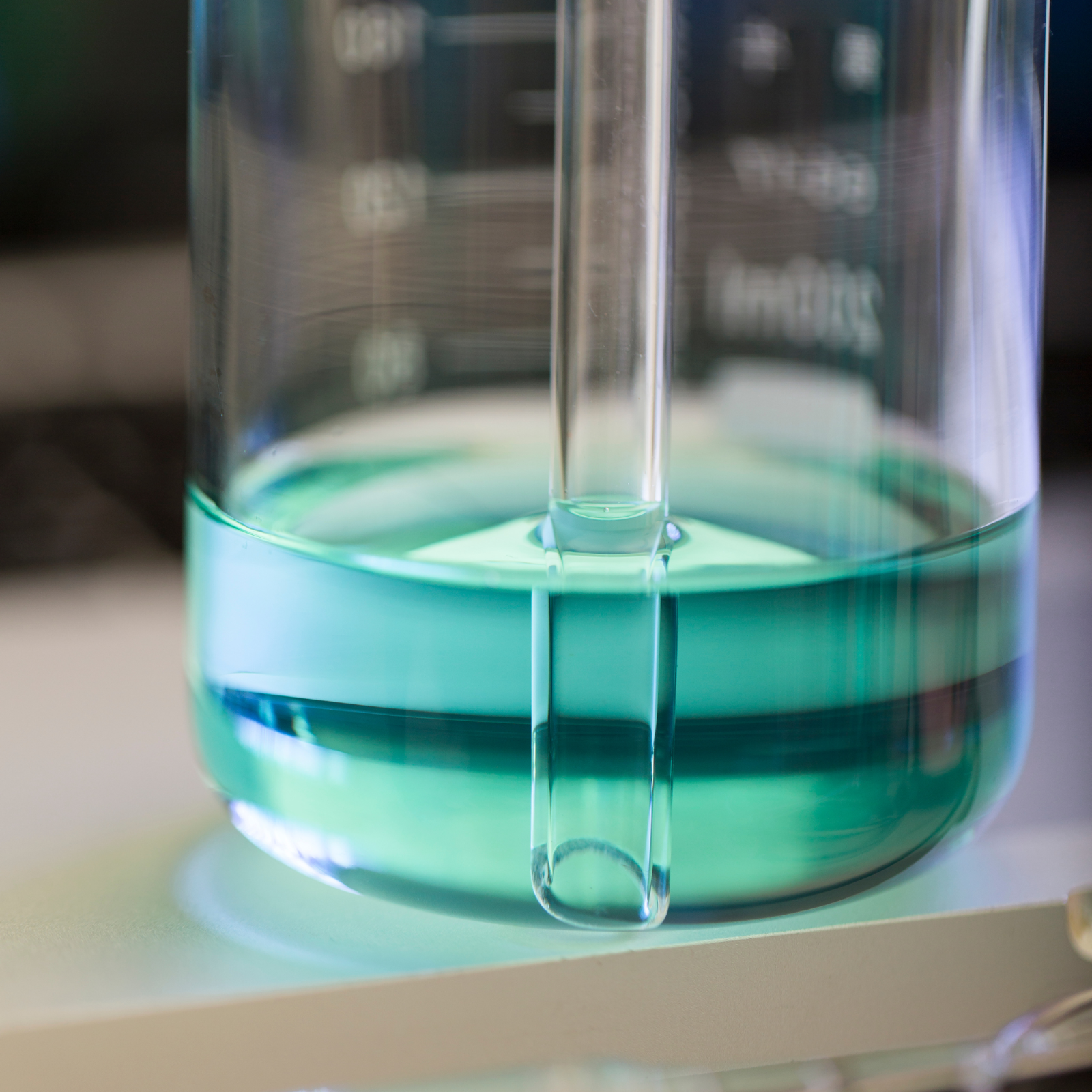 Glass Funnel, High Quality Borosilicate 3.3 Lab Glass | Short Stem | 100mm OD Funnels by TheVoyageBird