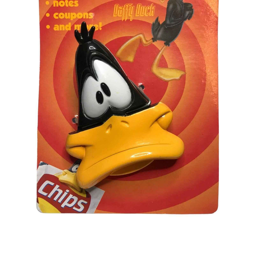 Vintage Looney Tunes Daffy Duck Chips Bag Clip Photo Holder RARE Carded 1997